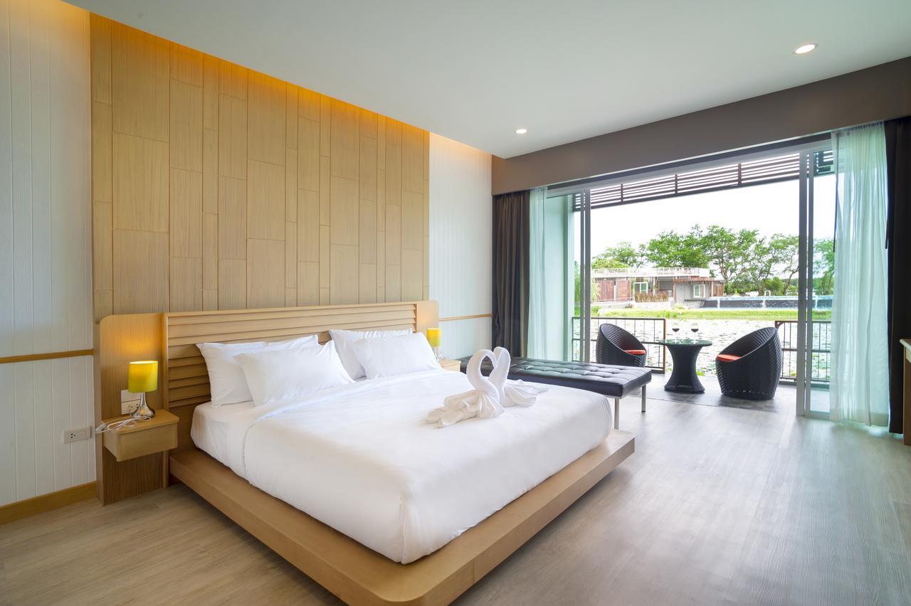 Hotel Baan Rim Ao à Chanthaburi Extérieur photo