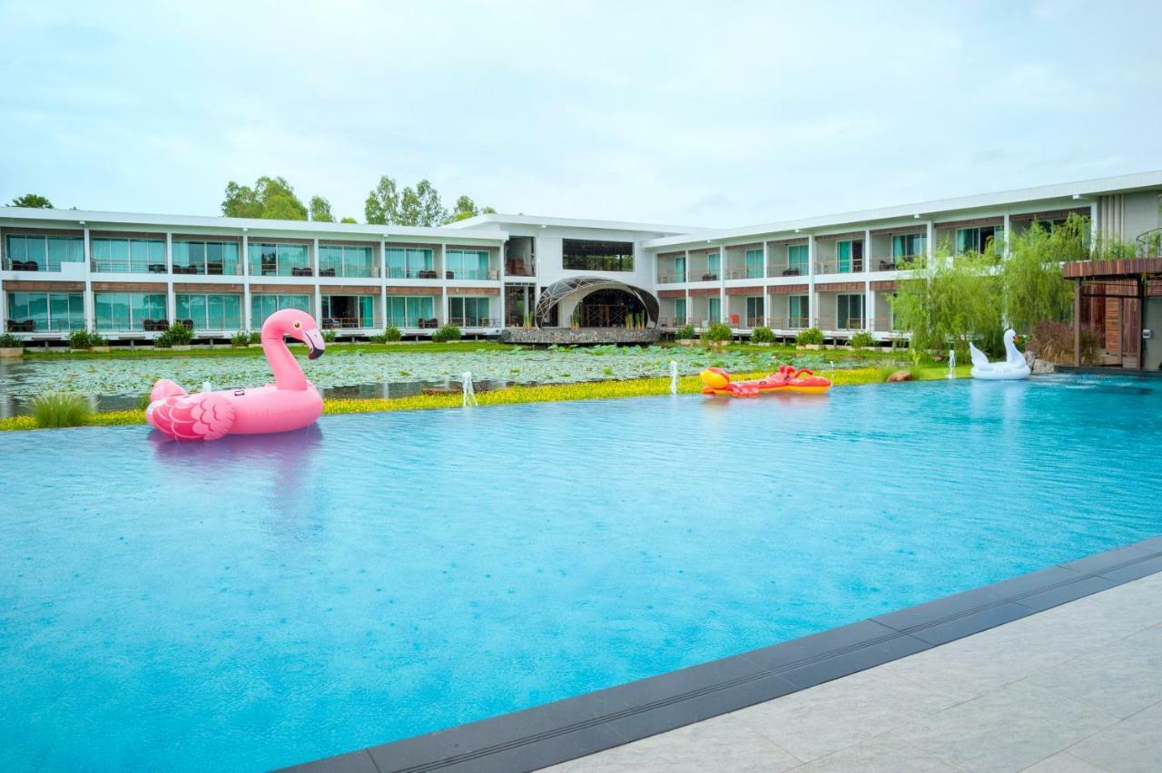 Hotel Baan Rim Ao à Chanthaburi Extérieur photo